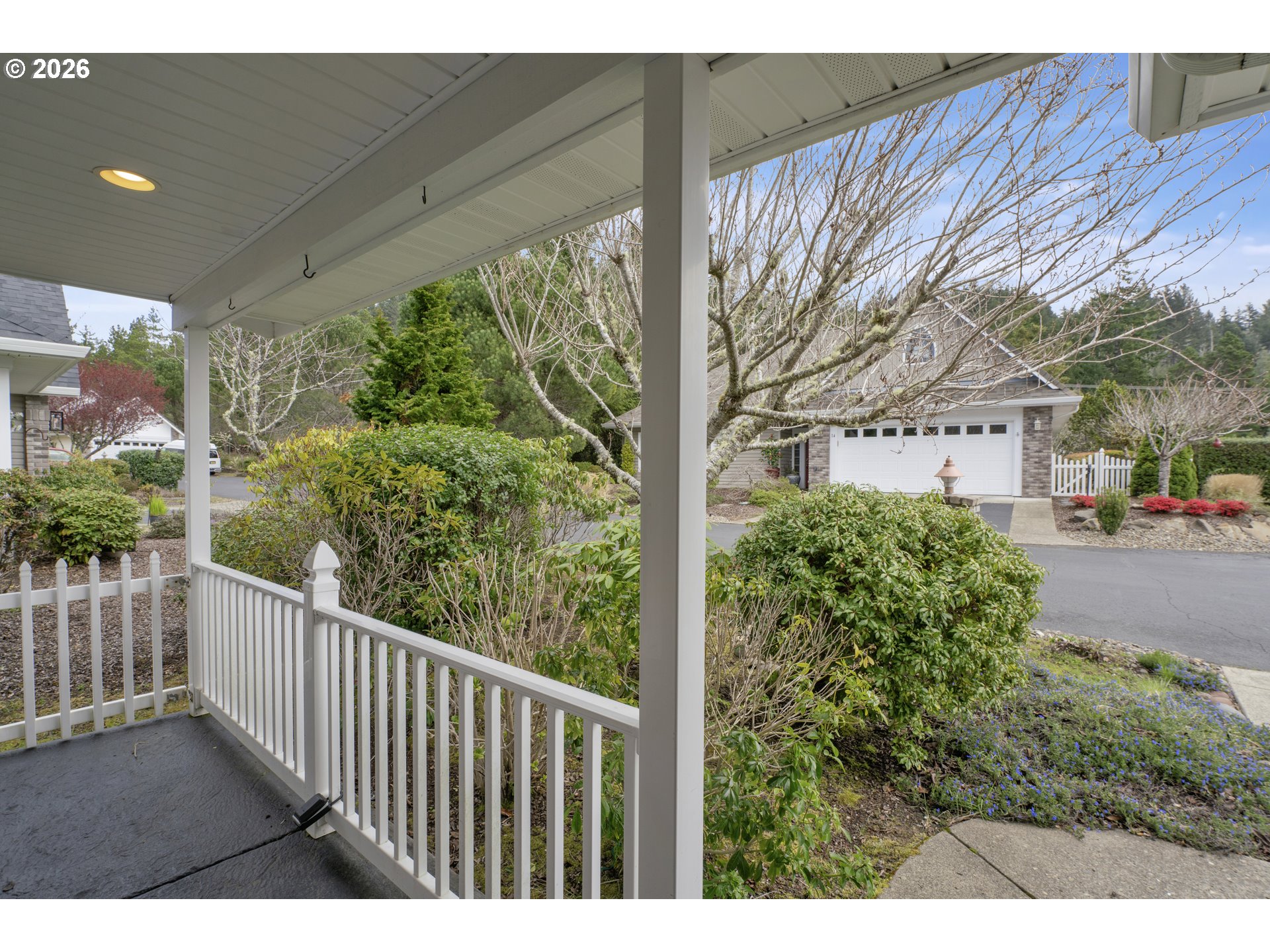 9 Waterford Downs Florence, OR 97439 - Photo 7 of 48