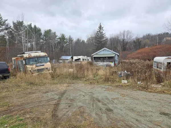 $4,500 | 9 Ross Avenue, Phillips, ME 04966