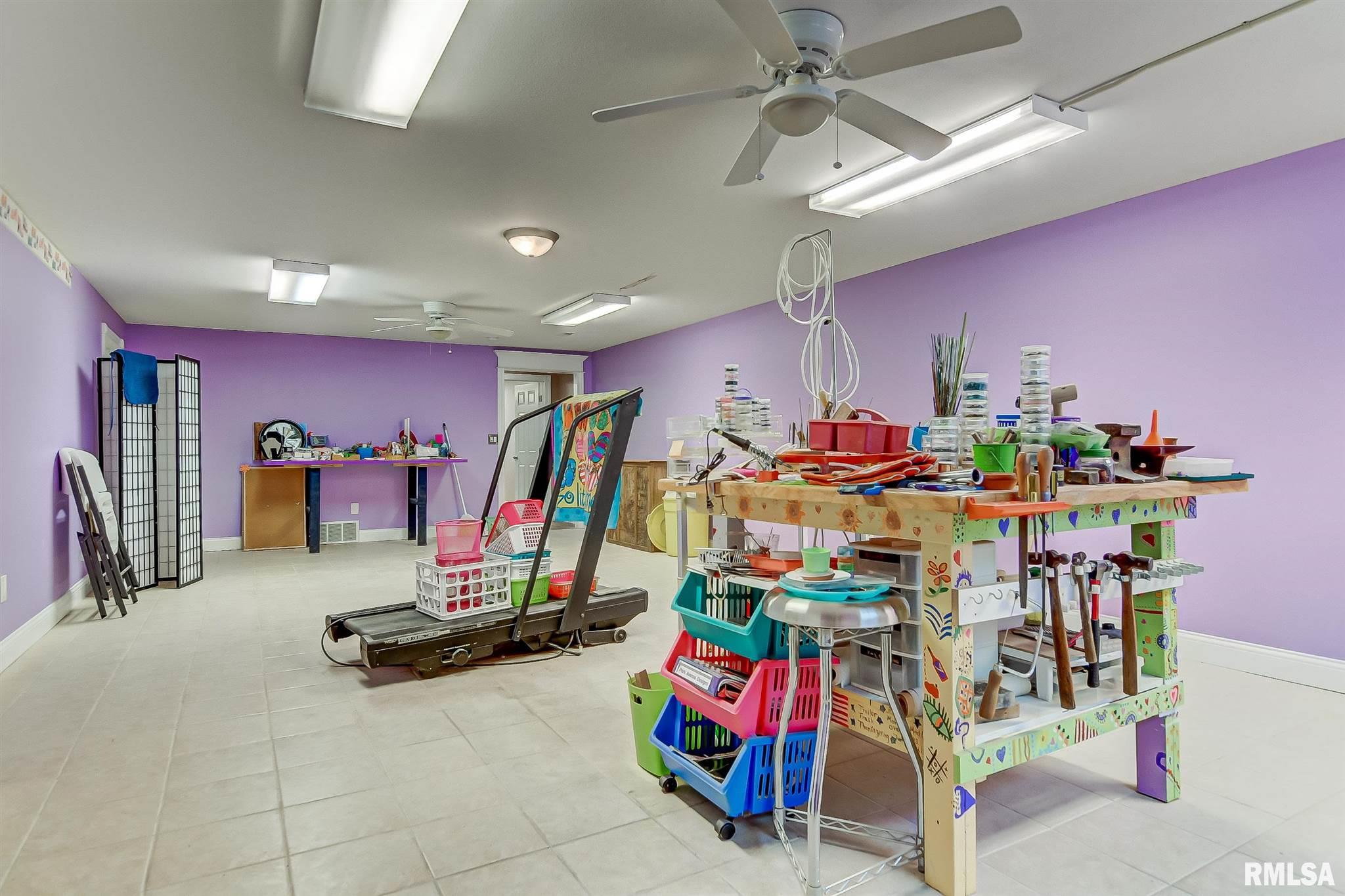 2223 Wydown Avenue Springfield, IL 62704 - Photo 34 of 48 Gallery Image 34