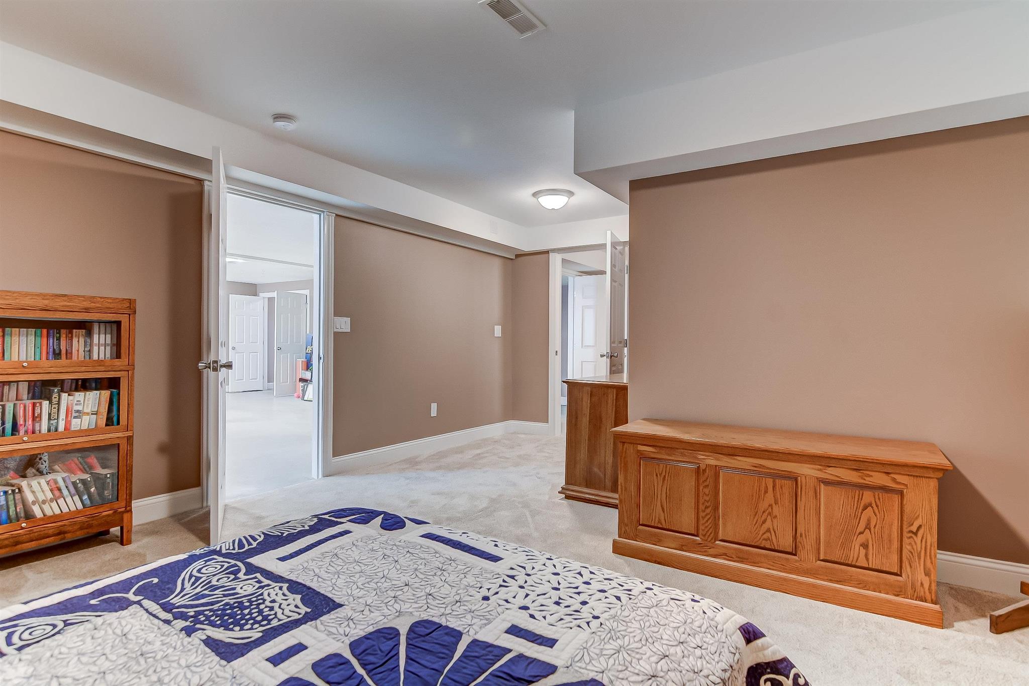 2223 Wydown Avenue Springfield, IL 62704 - Photo 39 of 48 Gallery Image 39