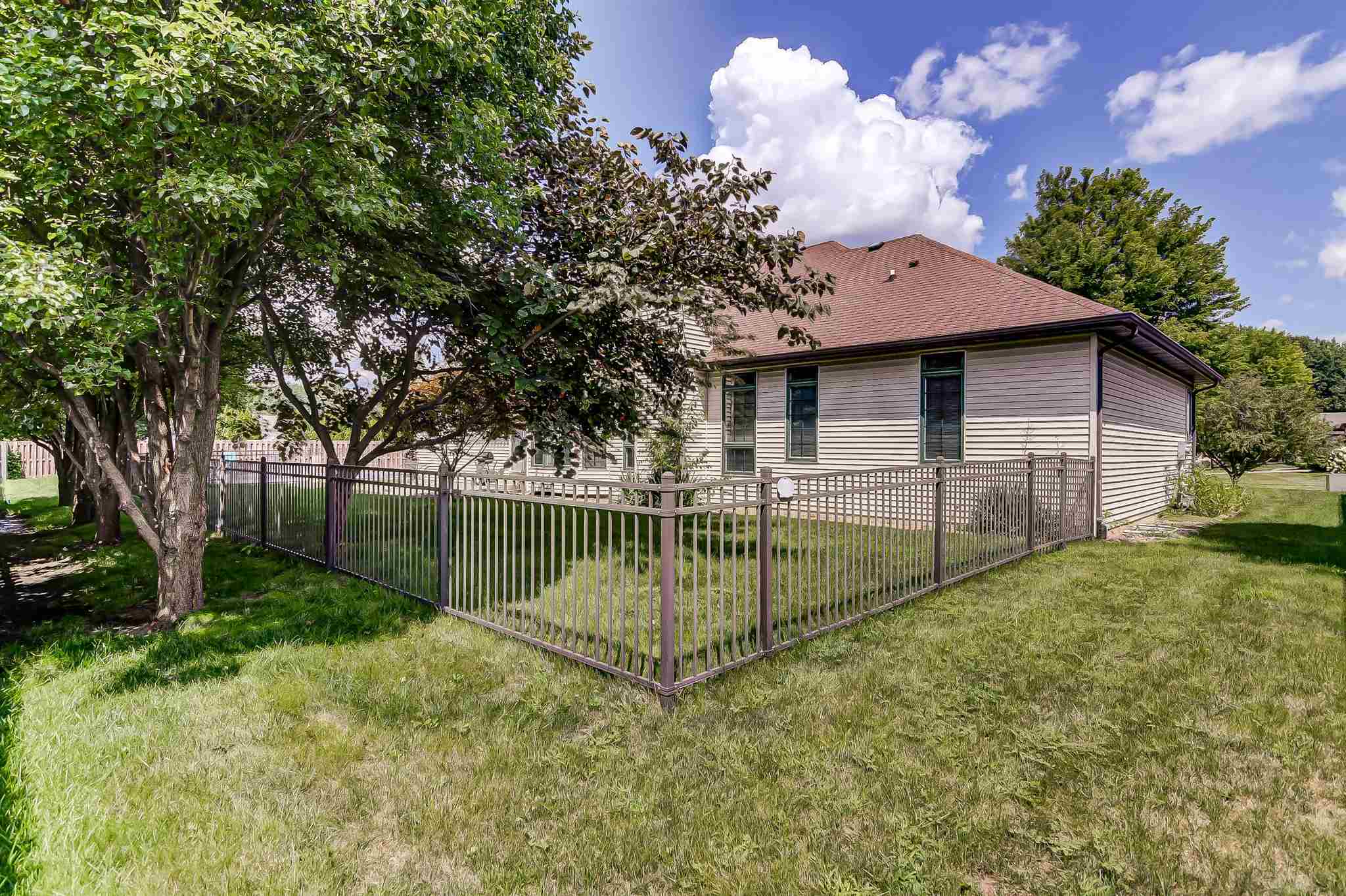 2223 Wydown Avenue Springfield, IL 62704 - Photo 43 of 48 Gallery Image 43