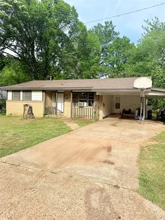 $105,000 | 330 24th Street Northwest, Paris, TX 75460