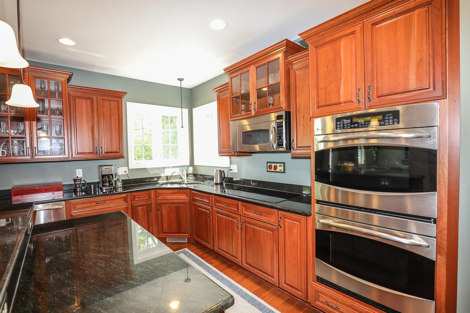 8 North View Terrace Hooksett, NH 03106 - Photo 21 of 38