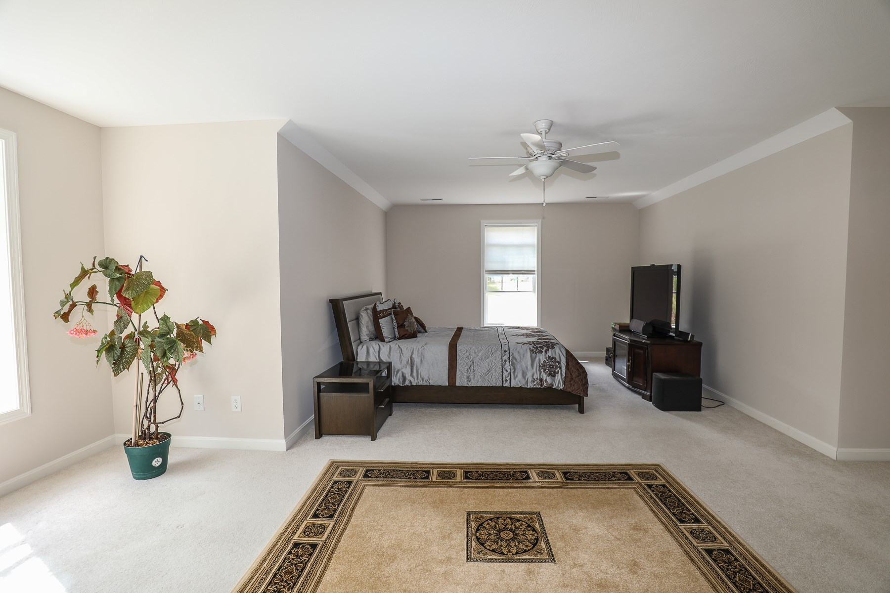 8 North View Terrace Hooksett, NH 03106 - Photo 34 of 38