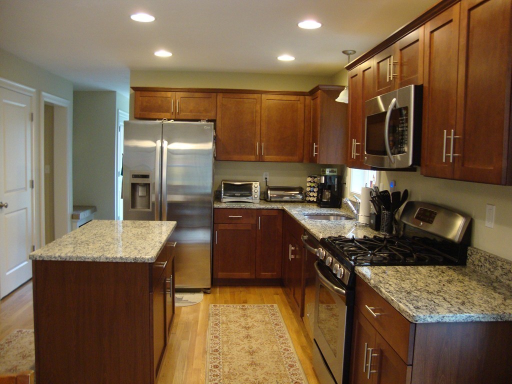 342 Marion Road Middleboro, MA 02346 - Photo 3 of 16