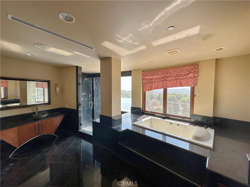 5077 Schumacher Road Calabasas, CA 91302 - Photo 21 of 58