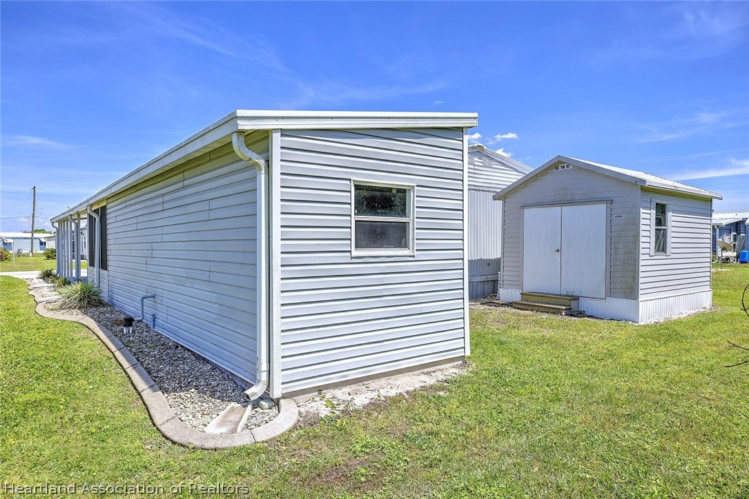 1532 Caribbean Road Sebring, FL 33870 - Photo 30 of 37