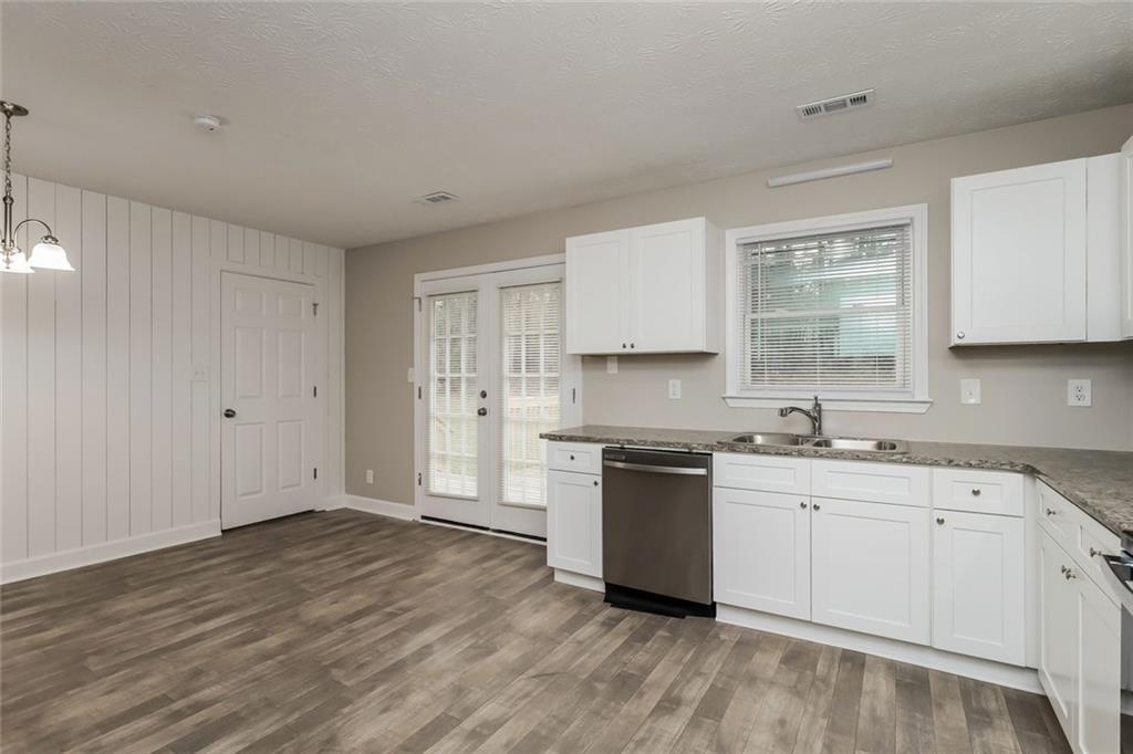 3682 South Ola Road Locust Grove, GA 30248 - Photo 8 of 28