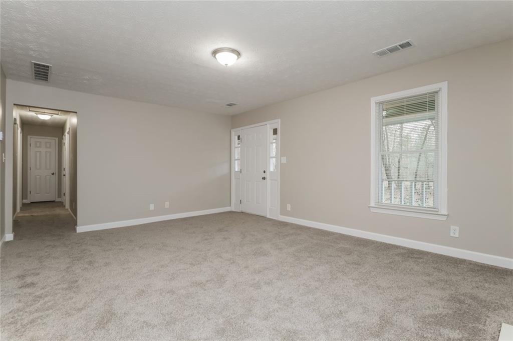 3682 South Ola Road Locust Grove, GA 30248 - Photo 10 of 28