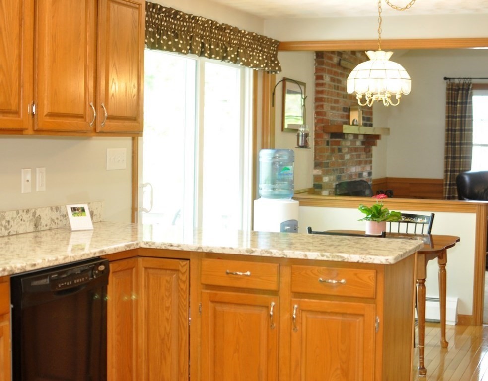 13 Abbott Road Maynard, MA 01754 - Photo 13 of 35