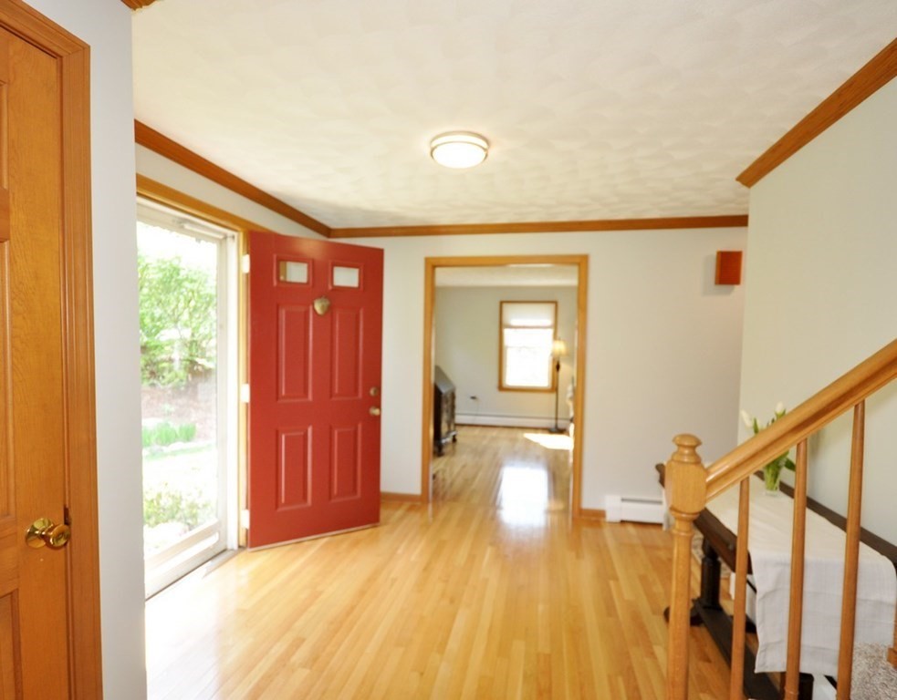 13 Abbott Road Maynard, MA 01754 - Photo 4 of 35