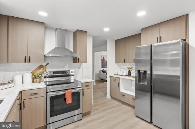 $580,000 | 217 Glenview Court, Marlton, NJ 08053