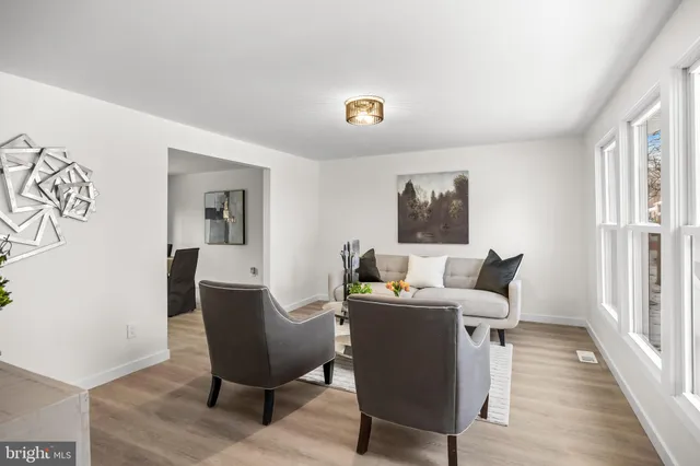 $580,000 | 217 Glenview Court, Marlton, NJ 08053