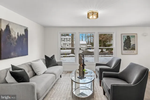 $580,000 | 217 Glenview Court, Marlton, NJ 08053