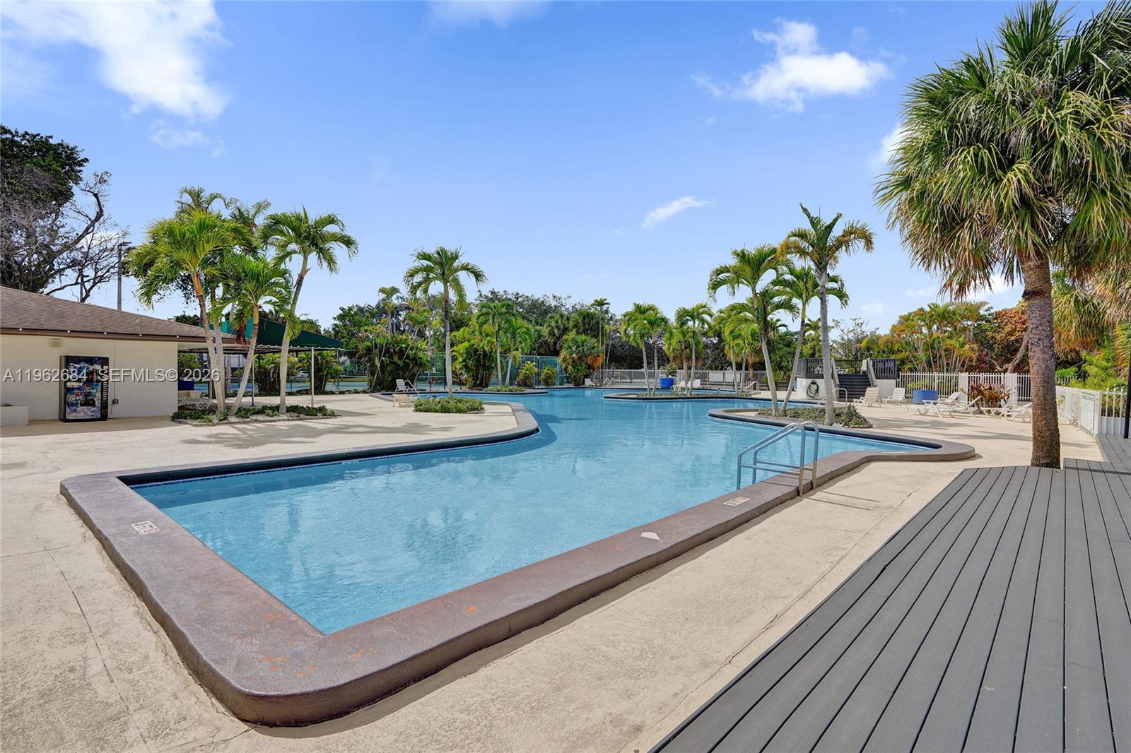 10960 Southwest 70th Terrace Miami, FL 33173 - Photo 31 of 44