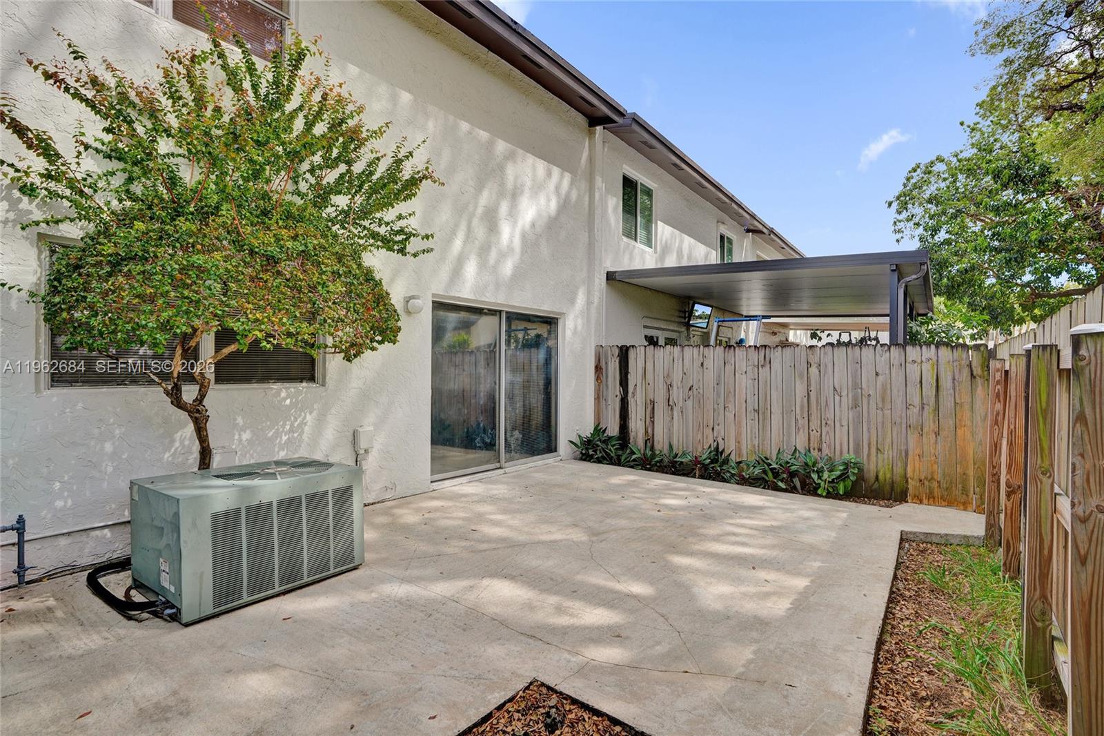 10960 Southwest 70th Terrace Miami, FL 33173 - Photo 10 of 44