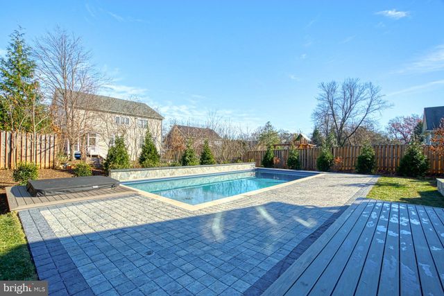 $3,510,275 | 3525 North Ohio Street, Arlington, VA 22207