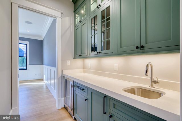 $3,510,275 | 3525 North Ohio Street, Arlington, VA 22207