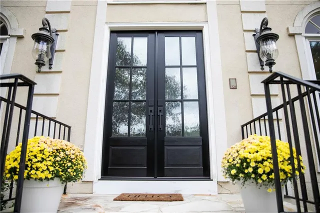 $1,150,000 | 5940 Plantation Drive, Roswell, GA 30075