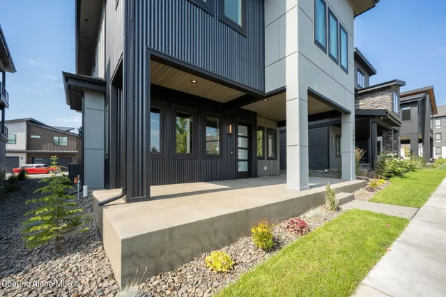 $1,450,000 | 3002 West Lumber Lane, Coeur D'Alene, ID 83814