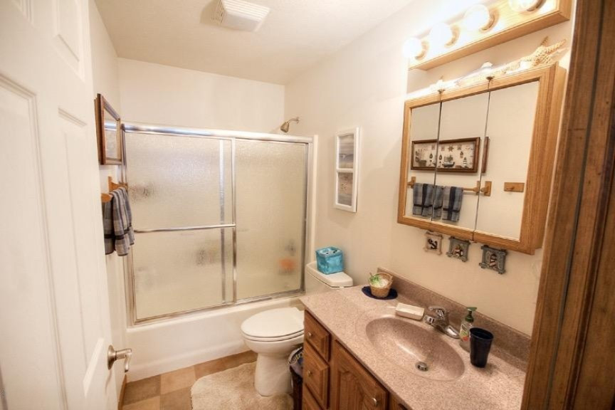 10055 Walnut Drive Three Rivers, MI 49093 - Photo 9 of 31 Extra bathroom 2