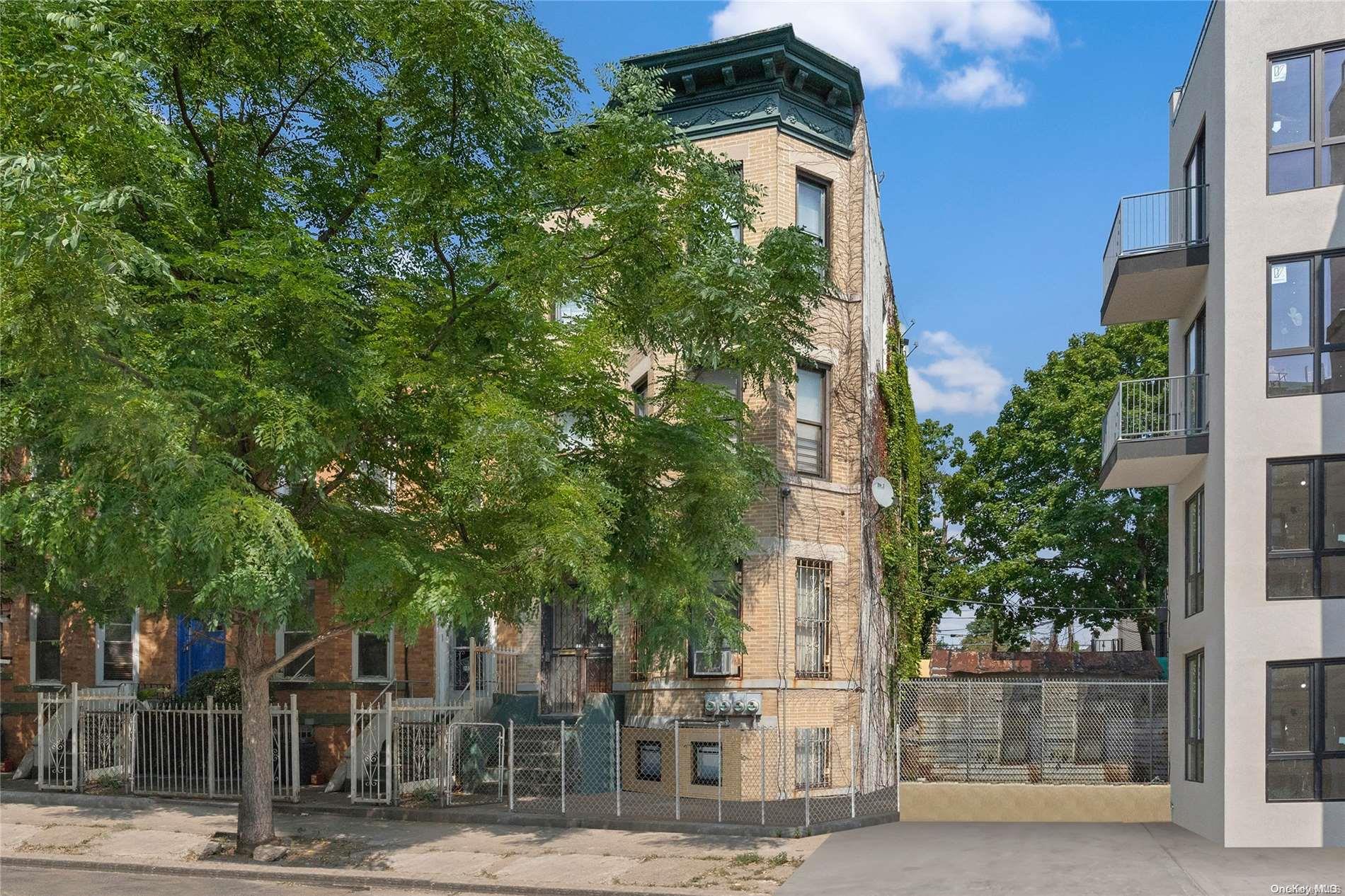 259 East 28th Street, Unit 3 Brooklyn, NY 11226 - Photo 4 of 6