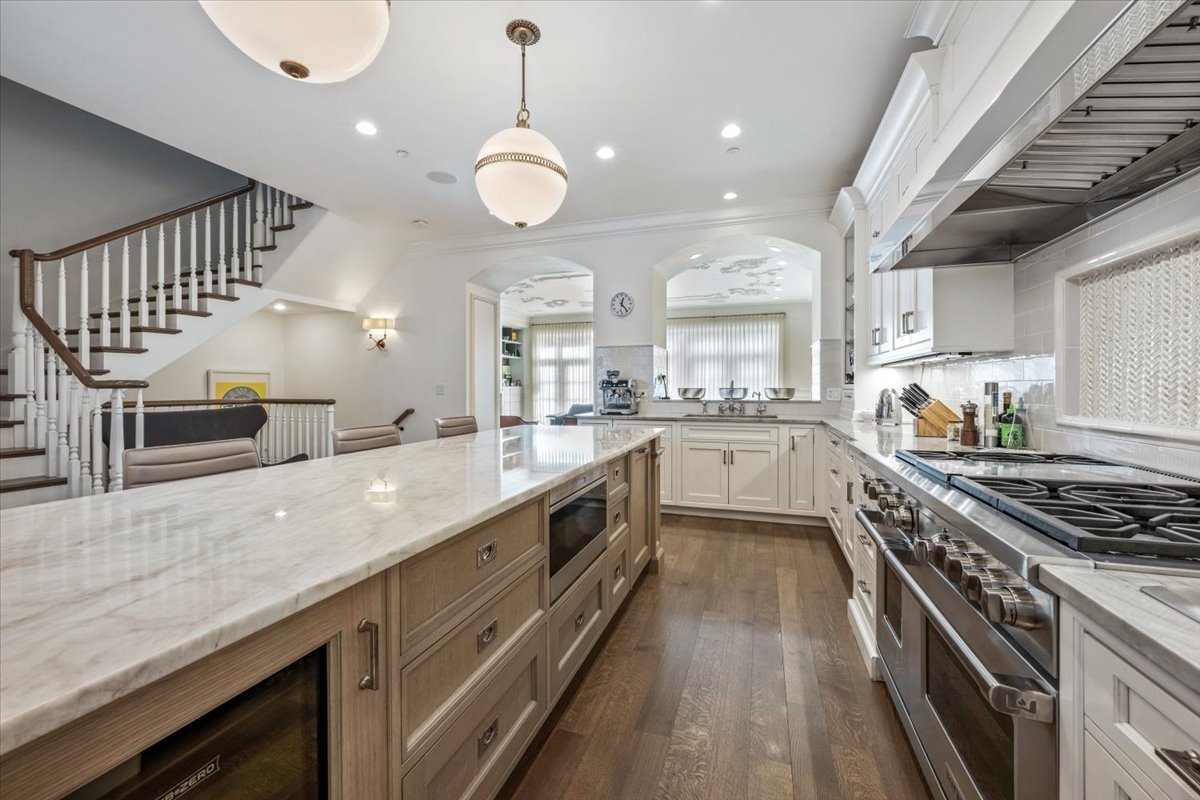 441 West Deming Place Chicago, IL 60614 - Photo 15 of 52