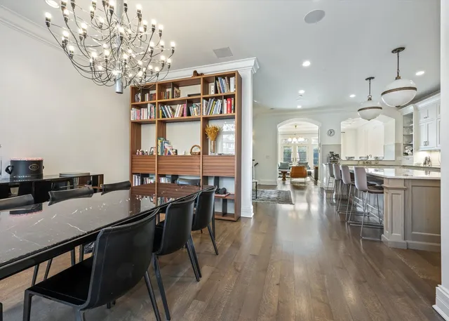 $38,000 | 441 West Deming Place, Chicago, IL 60614