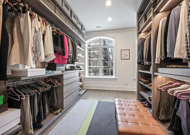 $38,000 | 441 West Deming Place, Chicago, IL 60614