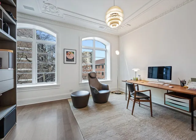 $38,000 | 441 West Deming Place, Chicago, IL 60614