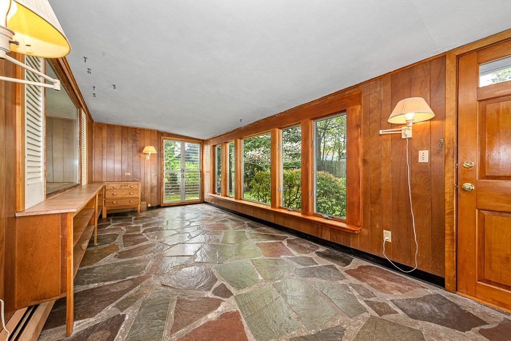28 Maple Road Melrose, MA 02176 - Photo 13 of 26 Gallery Image 13
