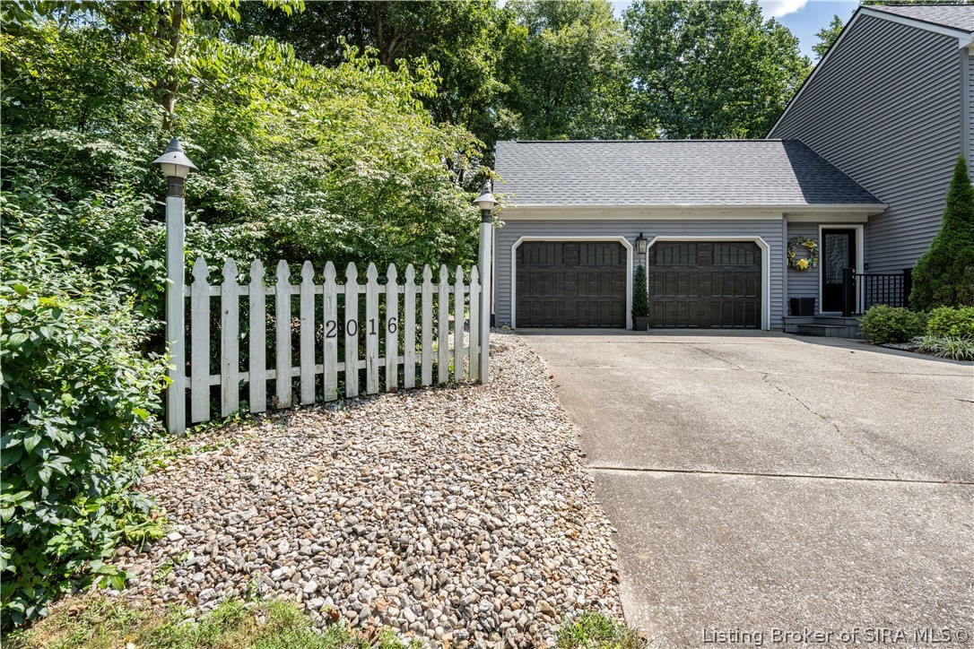 2016 Ridgeview Drive Floyds Knobs, IN 47119 - Photo 33 of 41 Gallery Image 33