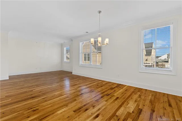 $2,100 | 73 West Main Street, Unit 5, Clinton, CT 06413