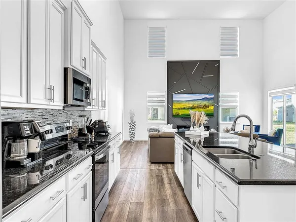 $550,000 | 1210 Lone Palm Way, St. Cloud, FL 34771