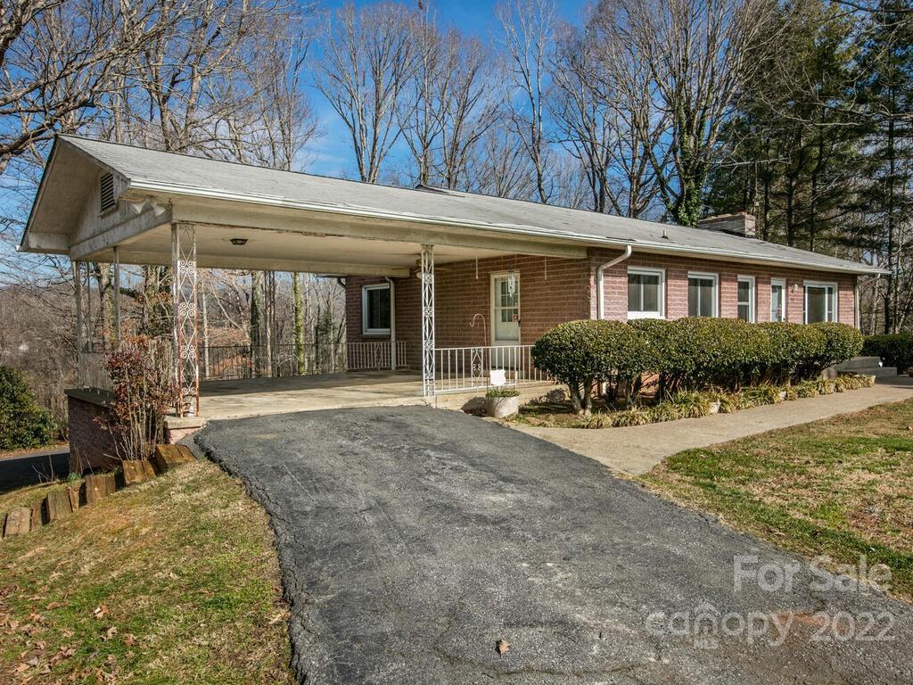 286 Justice Ridge Road Candler, NC 28715 - Photo 35 of 36 Gallery Image 35