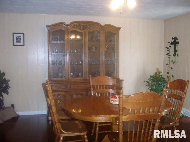 3366 Levee Road Centralia, IL 62801 - Photo 5 of 9