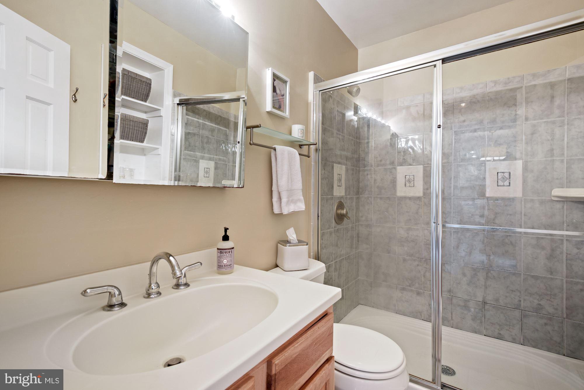 9201 Sudbury Road Silver Spring, MD 20901 - Photo 14 of 20 Master Bath