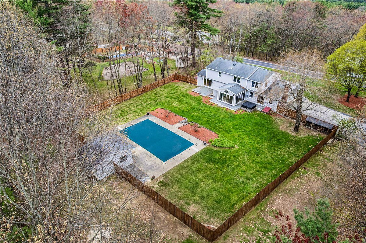 98 Musquash Road Hudson, NH 03051 - Photo 2 of 60