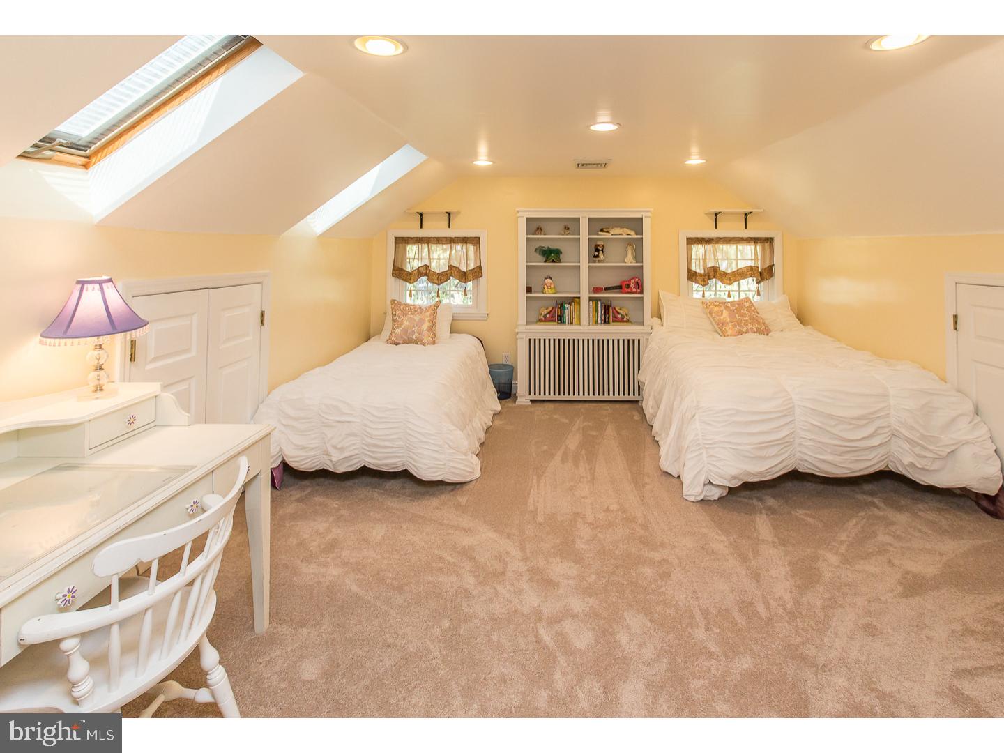 316 Valley Road Havertown, PA 19083 - Photo 15 of 25