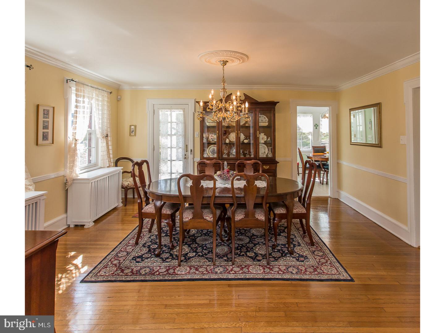 316 Valley Road Havertown, PA 19083 - Photo 5 of 25