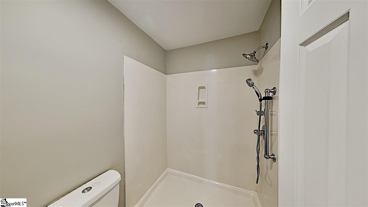 212 State Rd S-42-9771 Greer, SC 29651 - Photo 11 of 15 Gallery Image 11