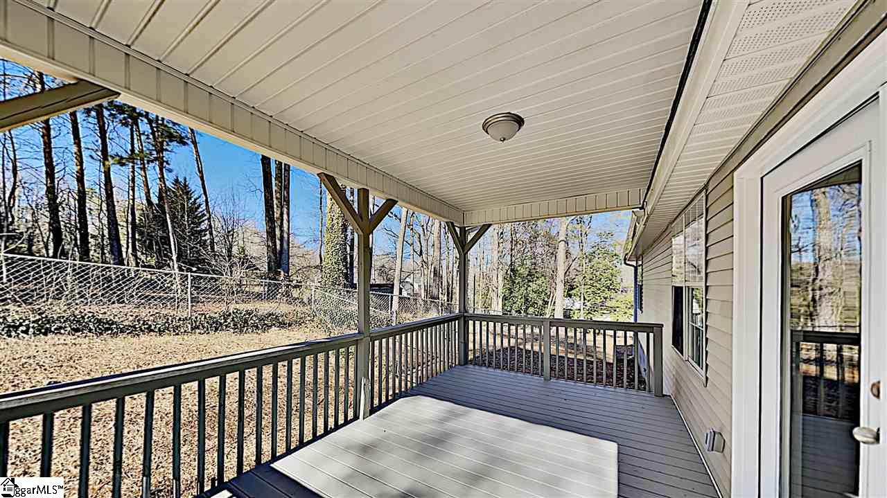 212 State Rd S-42-9771 Greer, SC 29651 - Photo 8 of 15 Gallery Image 8