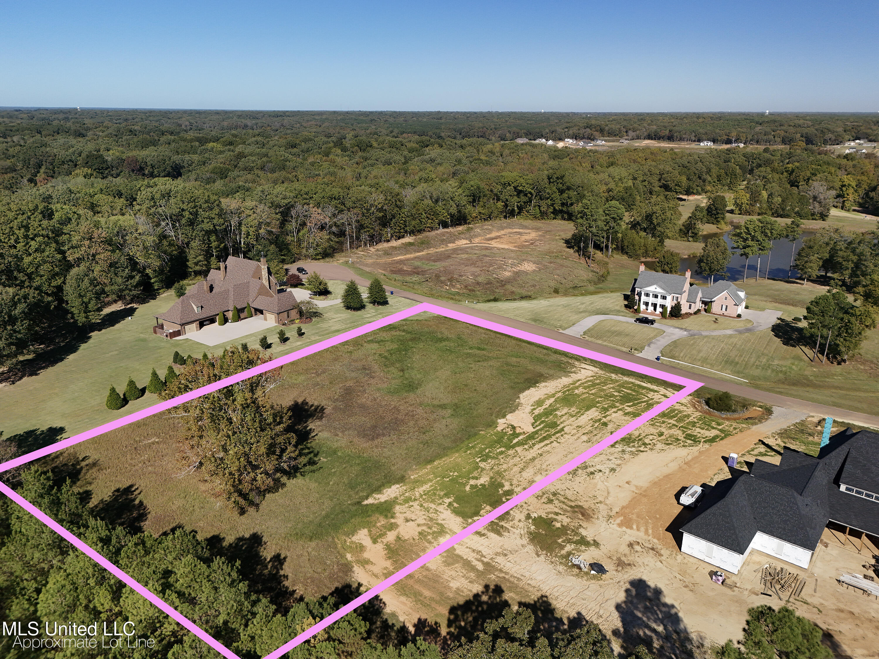 2595 Cyrene Drive Hernando, MS 38632 - Photo 17 of 21 DJI_20251022105819_0093_D