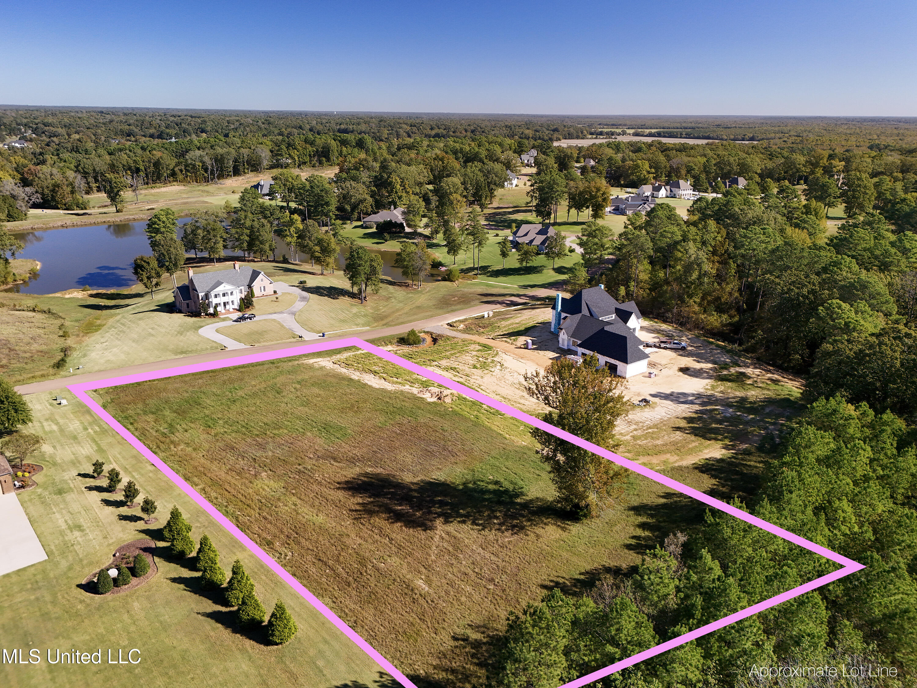 2595 Cyrene Drive Hernando, MS 38632 - Photo 10 of 21 DJI_20251022105301_0058_D