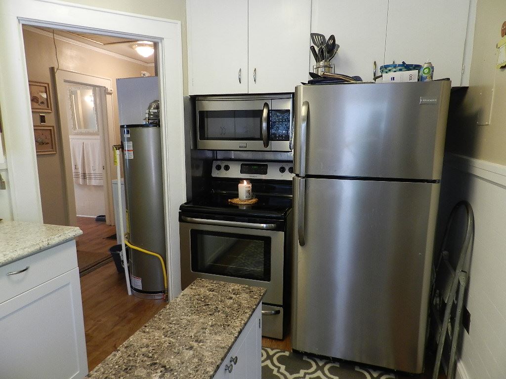 807 South Limestone Street Gaffney, SC 29340 - Photo 2 of 15 Gallery Image 2