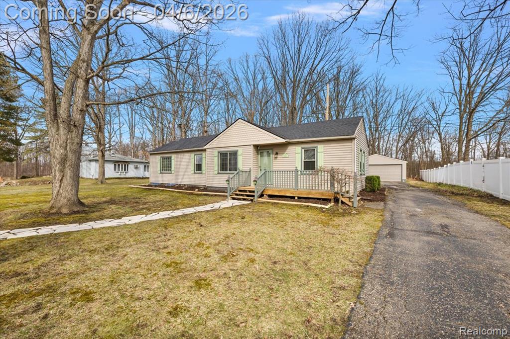 2653 Simpson Drive Rochester Hills, MI 48309 - Photo 2 of 44