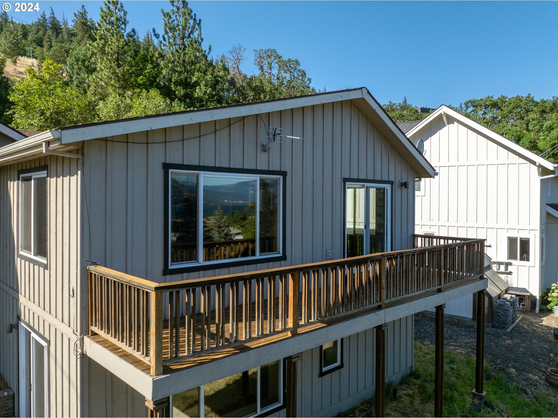 409 Huskey Road Mosier, OR 97040 - Photo 28 of 31 Gallery Image 28