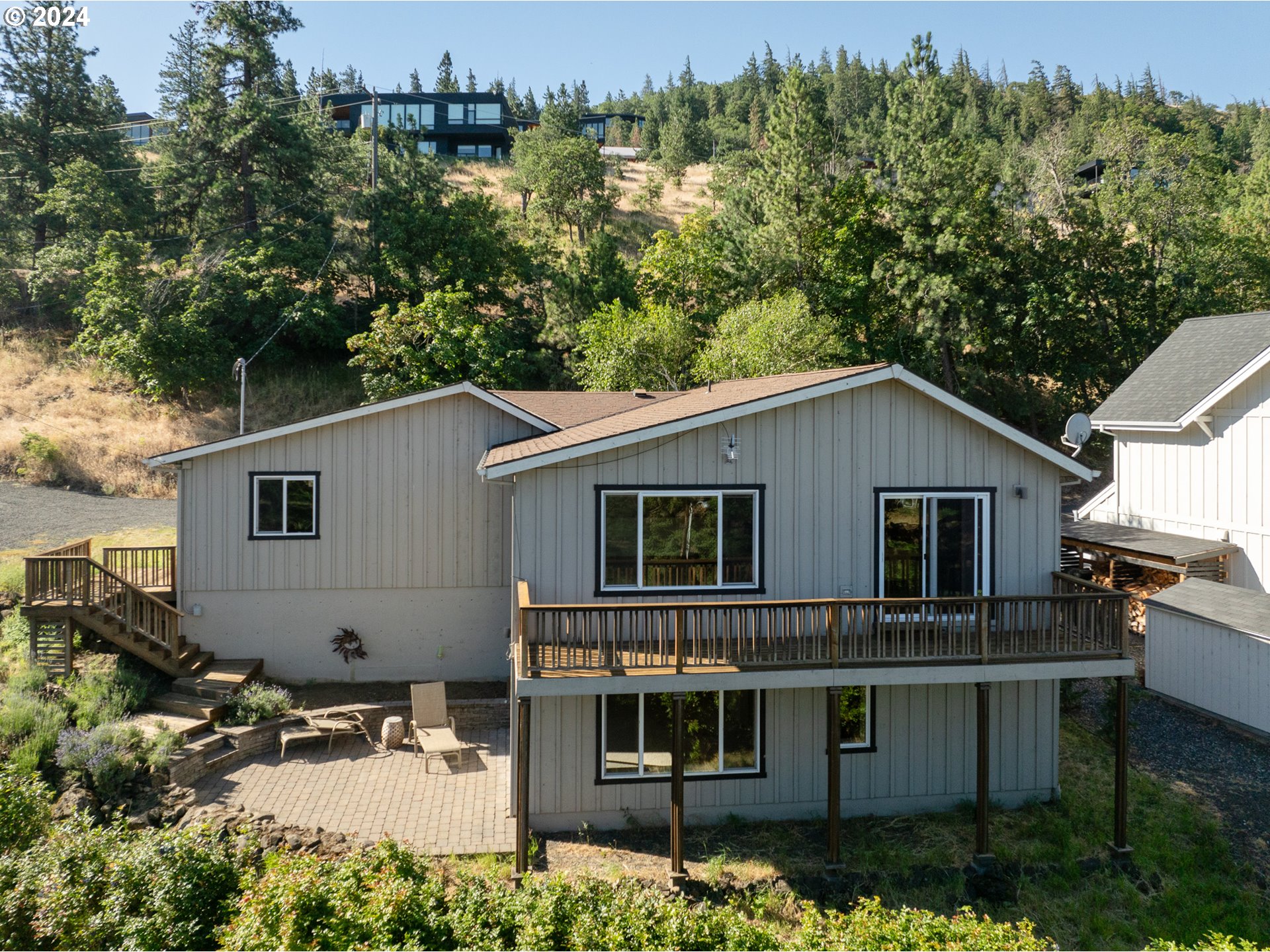 409 Huskey Road Mosier, OR 97040 - Photo 3 of 31 Gallery Image 3