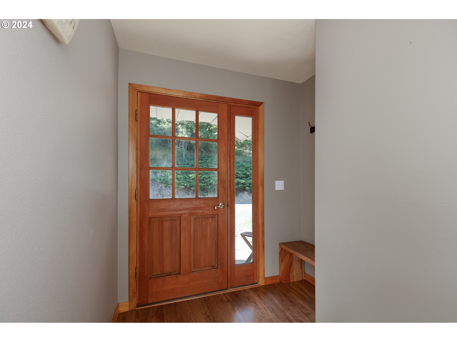 409 Huskey Road Mosier, OR 97040 - Photo 7 of 31 Gallery Image 7