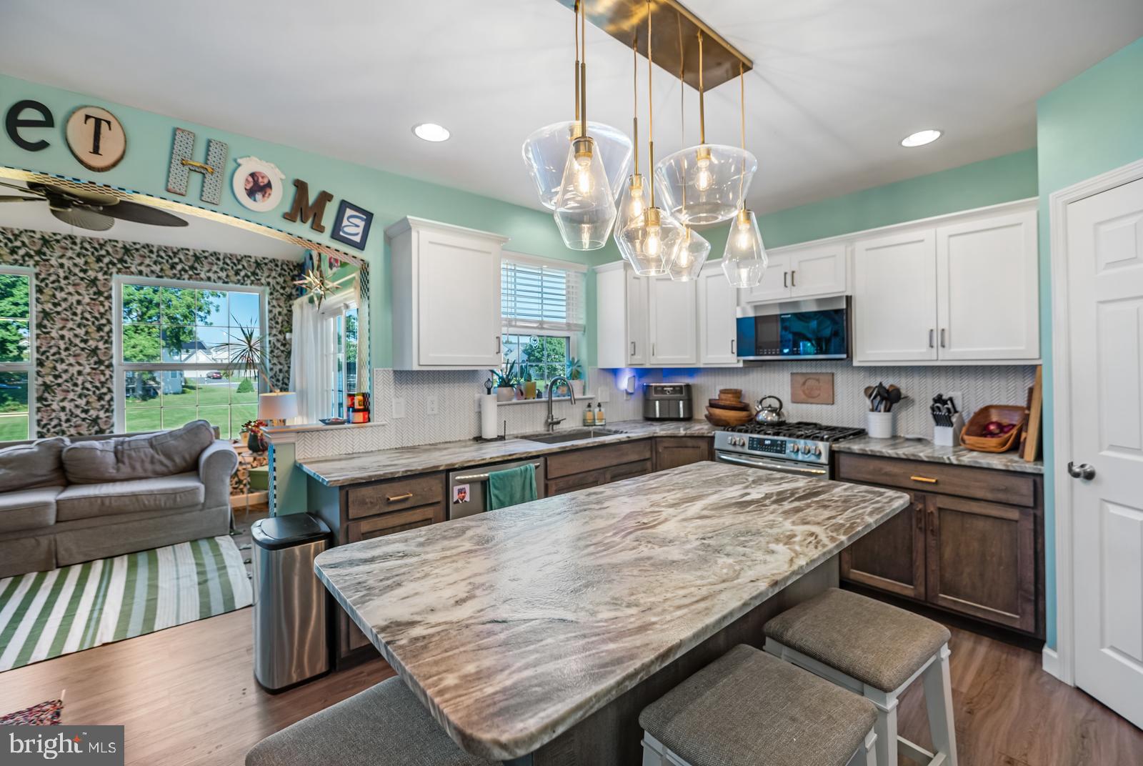 638 Ebersole Road Reading, PA 19605 - Photo 23 of 60 Eat-In Gourmet Kitchen